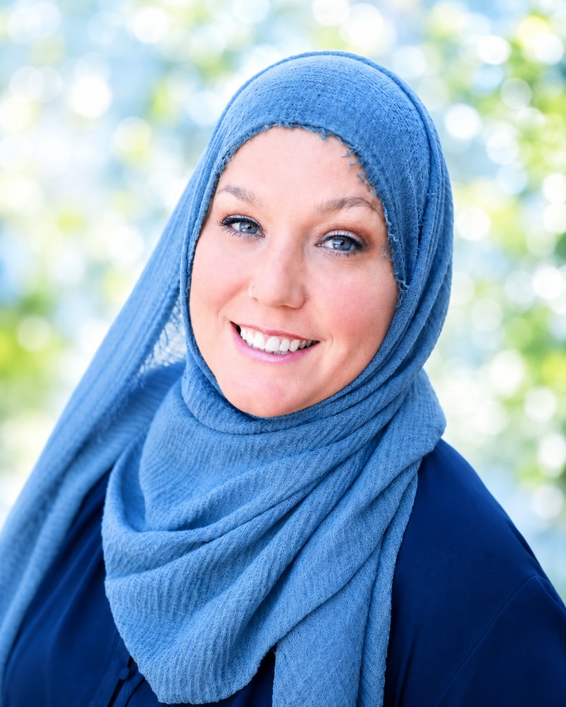 Mrs. Emily Apyan, LMSW
